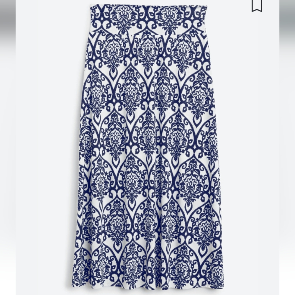 NWOT, Gilli "Delina" Long Maxi Navy Print Pull-On Shirt